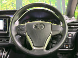 【純正革巻きステアリング】上質な革を使用することで、手にしっかり馴染みとても運転しやすいハンドルです♪