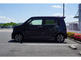 Honda SENSINGとは衝突を予測してブレーキをかけたり、前のクルマとちょうどいい距離でついていったりできる多彩な安心、快適機能を搭載した先進の安全運転支援システムです。