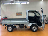 全車、お引渡し前に点検整備を行います!ご購入後も中古車保証付きです!新車時メーカー保証期間が残っている場合は保証継承も行います!※ダイハツ車12ヶ月保証、他メーカー車6ヶ月保証となります。