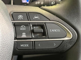 【レーダークルーズコントロール】高速道路での長距離走行が楽に!!自動で速度を保つクルーズコントロールが、衝突軽減システムと連携し、前方の車両を感知して車間を保つように速度調節してくれます!!