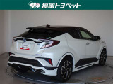 色は人気のホワイトパールクリスタルシャインとダークブラウンのツートンです。