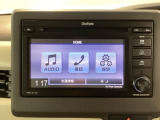 【ディスプレイオーディオ】を装備。音声再生に対応しています。