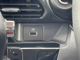 充電用USB接続口