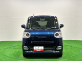 大人の選択肢。落ち着いたモノトーンのカラーリングの車内と洗練されたスタイリング。それがセオリー!入荷いたしました。