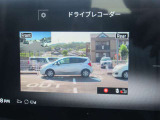 純正品どうしはドラレコ映像の投影機能など相性◎です。
