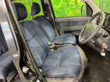 運転席シート廻りは使用感も少なく、良好な状態となっています。丁寧に使われていたことがよくわかりますね。