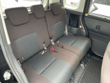広々とした車内をぜひ一度ご覧になってください!大きなダメージもなく良好な状態となっております。