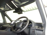見通しのよいすっきりとした視界で、誰でも運転しやすいです。運転のしやすさは疲れにくさにも繋がりますよ♪