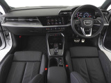 指定工場で車検までご対応可能。6ベイを完備したサービス工場を併設し、快適なAudiライフをサポートします。詳しくは0078-6002-900146中古車スタッフまで