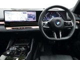 お車のことなら弊社とご用命を頂けるよう全社一丸となって取り組みさせて頂いております。