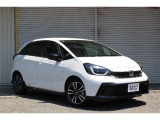 スッキリとしたフロントデザインで親しみを感じさせる表情のFIT。シンプルで自分らしさが光るクルマです。