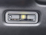 有料道路のレーン通過に便利なETC2.0車載器を装着しています。ご利用にはセットアップが必要となります。