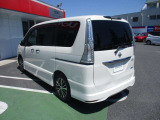 万が一のトラブルにも、全国の3000ケ所の日産サービス工場で修理可能!!年間走行距離無制限、バッテリーも保証対象です!