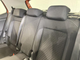 シートは適度な硬さによって長時間の運転でも疲れにくいと定評があります。国産車とは全く違った座り心地ですが、長年培われた欧州の椅子文化をご体感ください。