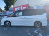 両側オートスライドドア装備!運転席やドアのスイッチ、リモコンキーでも開閉操作できるので便利ですよ!