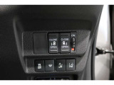 ◆◆両側電動スライドドア!!荷物で手が塞がる時など簡単にドアの開閉が出来ます!何より力いらずで開閉OK!女性やお年寄りにも優しい♪電動機能はOFFにもできますから元気なお子様の駆け出しも安心!
