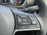 話題の運転支援装置プロパイロットが搭載されてます。アクセル、ブレーキ、ハンドルの操作をクルマがアシストしてくれます。