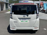広々とした車内空間に優れた燃費性能。更にデザインも上質で人気のお車です!