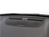 【harman/kardon】世界のオーディオファン垂涎のプレミアムサウンドシステムを搭載。原音に近い音場空間を忠実に再現。乗る人すべてに最良の音響体験を提供します。