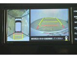 専用のカメラにより、上から見下ろしたような視点で360度クルマの周囲を確認することができます☆縦列駐車や幅寄せ時に活躍してくれます