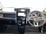 見通しのよいすっきりとした視界で、誰でも運転しやすいです。運転のしやすさは疲れにくさにも繋がりますよ♪