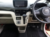 運転のしやすさを最優先に設計された見晴らしの良いデザインです。車両間隔が掴みやすく狭い道でも安心!