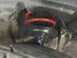 お車を安心してお乗りいただく為には、足回りの定期点検が欠かせません。サービスサポート(有償保証)では無料点検もご提供しており、安心のカーライフをお過ごしいただけるサポート体制が整っています。