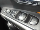 全席パワーウインドウ★運転席はワンタッチで開閉可能です♪