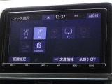 CD・DVD(再生機能)・ブルートゥース等を使用することができます。