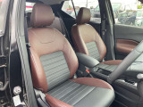 お車の販売と共に、自動車保険もご紹介しております。 弊社取り扱い会社と同じであれば日産独自のサービスもあります。