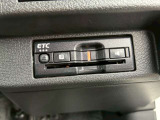 場所を取らず、見た目もスッキリとしたビルトインタイプのETC車載器です!