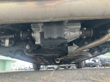 下回りの状態です。錆が少ない車です。