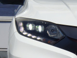 ★LEDヘッドライト搭載★ 白っぽく光る明るく省電力なLEDライト!先進的な白い輝きでフロントフェースを引き締めます☆