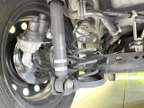 お車を安心してお乗りいただく為には、足回りの定期点検が欠かせません。サービスサポート(有償保証)では無料点検もご提供しており、安心のカーライフをお過ごしいただけるサポート体制が整っています。