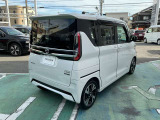 衝突被害軽減ブレーキや前後踏み間違い防止アシストなど安全装備も充実しています。