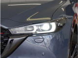 【LEDヘッドライト】省電力で長寿命の明るく運転しやすいLEDヘッドランプです。明るく照らすので暗い夜道からお客様を守ってくれます。お近くの広島マツダまでお越しください。