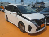 右前からの画像です!お車の事でしたらお任せ下さい!