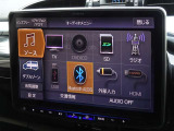 CD・DVD(再生機能)・ブルートゥース等を使用することができます。