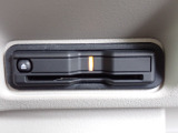 ■【ETC車載器】が装備されています。セットアップをしてお渡しとなり、ETCカードを差し込むだけで高速道路の利用が可能です。