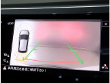 エンブレム内蔵バックカメラ【パークディスタンスコントロールの表示もされます】