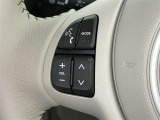 ステアリングスイッチ装備!運転しながら手元でオーディオの操作などができます。