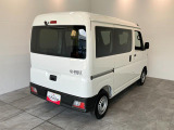 お客様にぴったりなおクルマをお選びいただけますように様々な展示車をご用意致しております!ダイハツの軽自動車だけではなく、他メーカー車やコンパクトカー・ミニバンなども数多く取り揃えております!