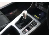 6速MTのお車です♪直感的な操作を楽しむことができます!