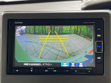 【バックカメラ】駐車時に後方がリアルタイム映像で確認できます。大型商業施設や立体駐車場での駐車時や、夜間のバック時に大活躍!運転スキルに関わらず、今や必須となった装備のひとつです!