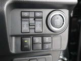 電動スライドドア!スライドドアが電動開閉するので、狭い駐車スペースなどでの乗り降りに便利です^^