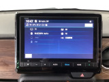 【オーディオ機能】ナビに一体のオーディオは、フルセグTVを装備♪また、スマートフォンに接続すると、音楽を聴くことができます♪もちろんFM/AMラジオもお聞きいただけますよ♪