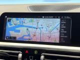 ●純正ナビ:一体感のあるナビは、高級感ある車内を演出してくれます。オーディオ機能も充実しておりますので、運転もより楽しめます♪