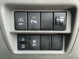 エマージェンシーブレーキ付きです。(衝突被害軽減ブレーキ) 万が一の時は自動でブレーキが掛かり被害を軽減してくれます。