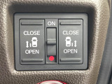 【両側パワースライドドア】スマートキーや運転席のスイッチで後席両側スライドドアの開閉が可能♪電動だから力を入れてドアを開ける必要が無く、小さなお子様でも簡単に開け閉めでき快適です♪
