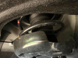 お車を安心してお乗りいただく為には、足回りの定期点検が欠かせません。サービスサポート(有償保証)では無料点検もご提供しており、安心のカーライフをお過ごしいただけるサポート体制が整っています。